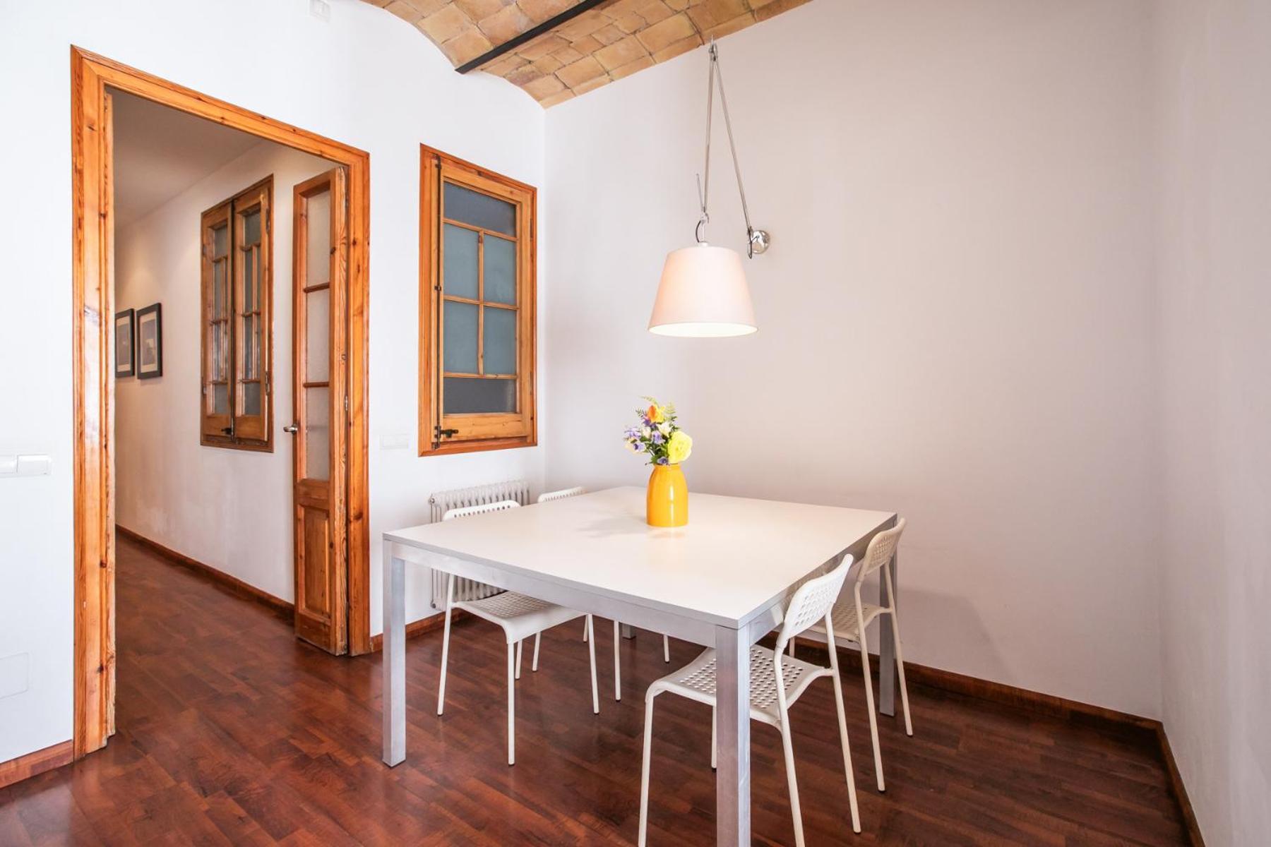 41nap1102- Beautiful Near Sagrada Famili Appartement *