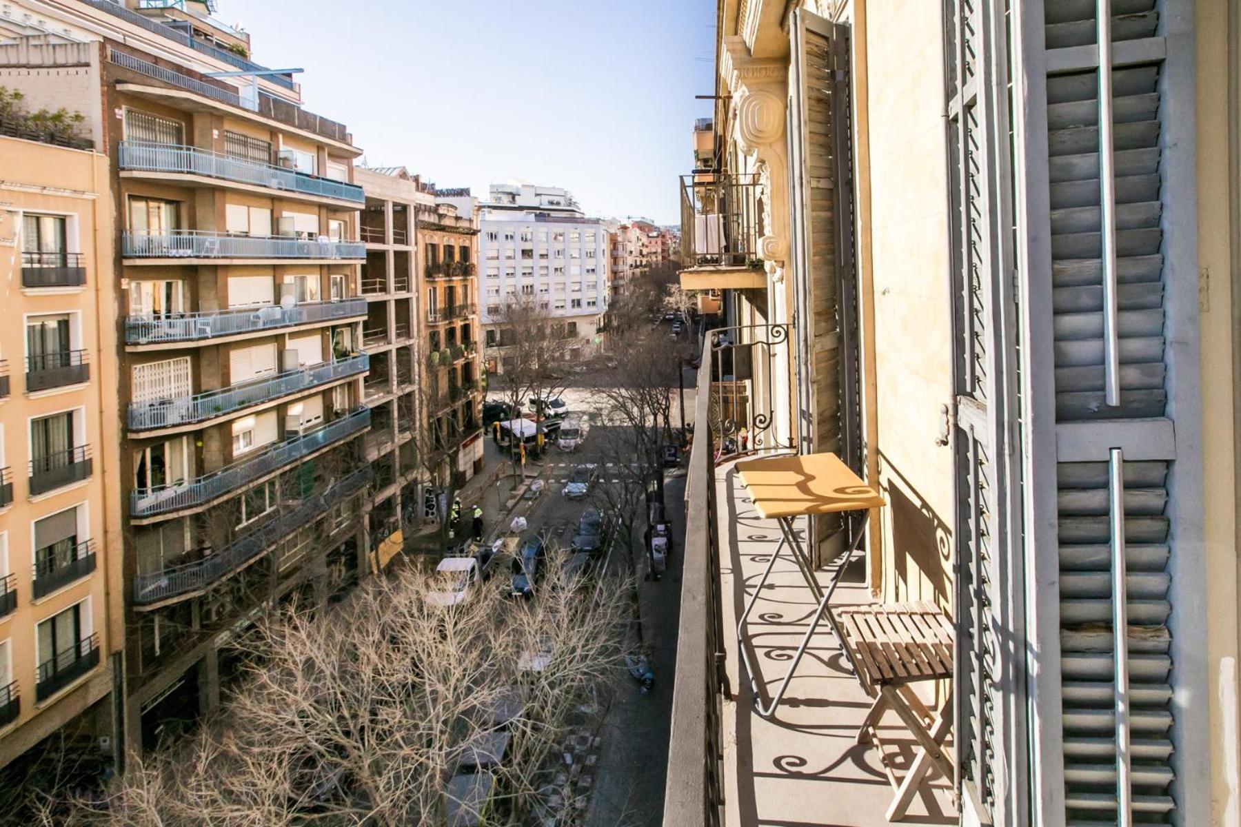 41nap1102- Beautiful Near Sagrada Famili