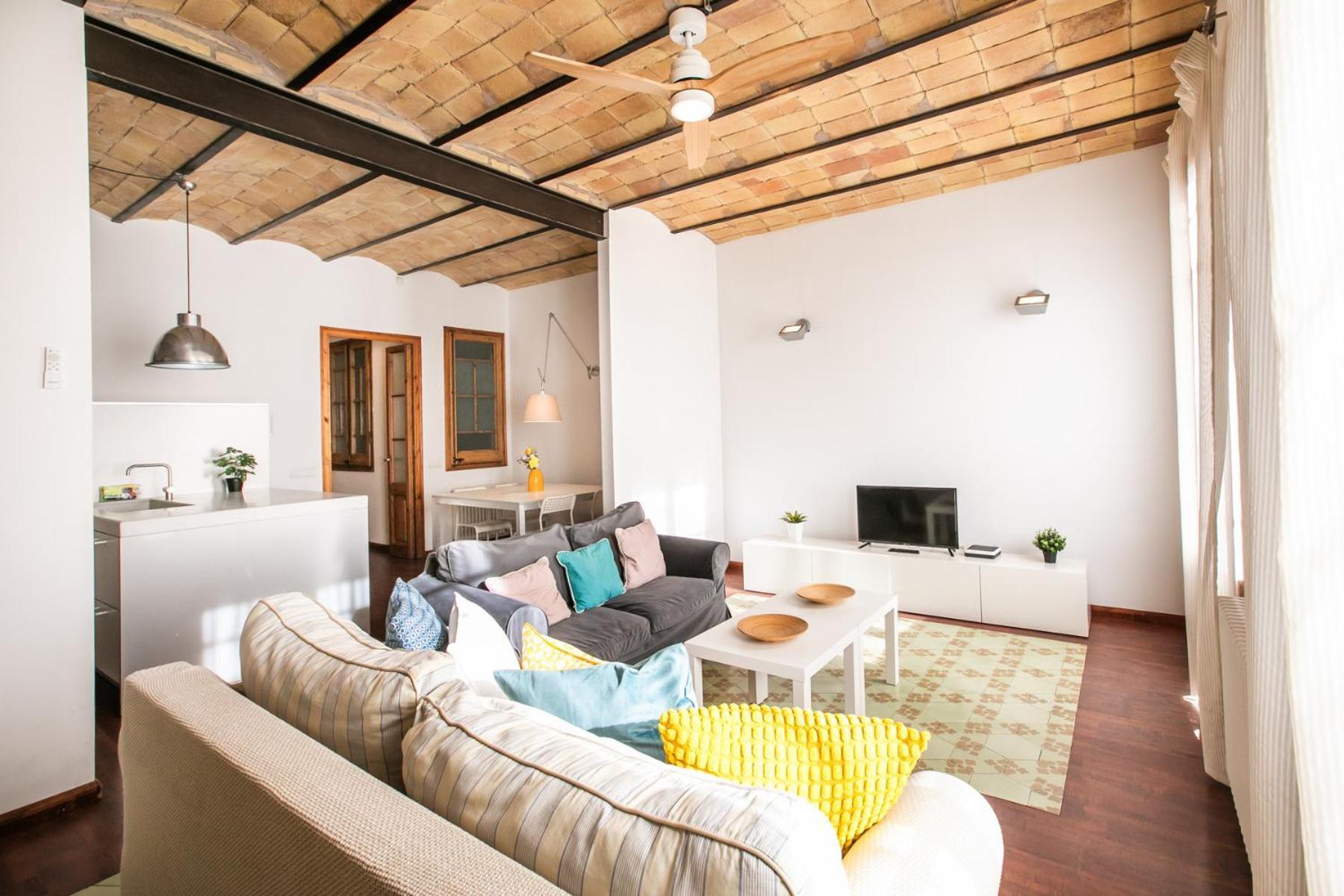 41nap1102- Beautiful Near Sagrada Famili * Barcelone